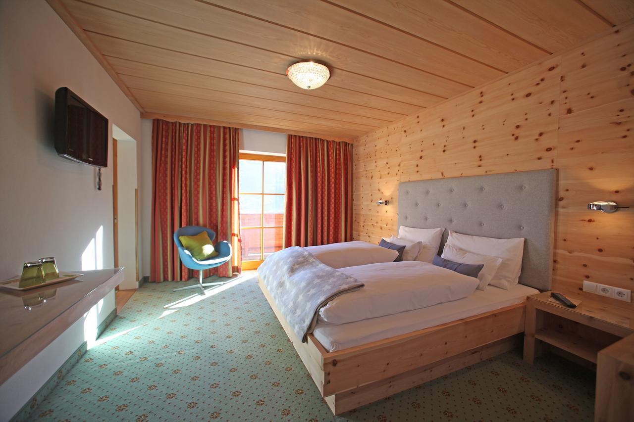 Landgut Thalerhof Otel Telfes im Stubai Dış mekan fotoğraf